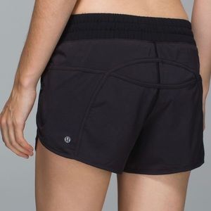 Lululemon Tracker Short ll